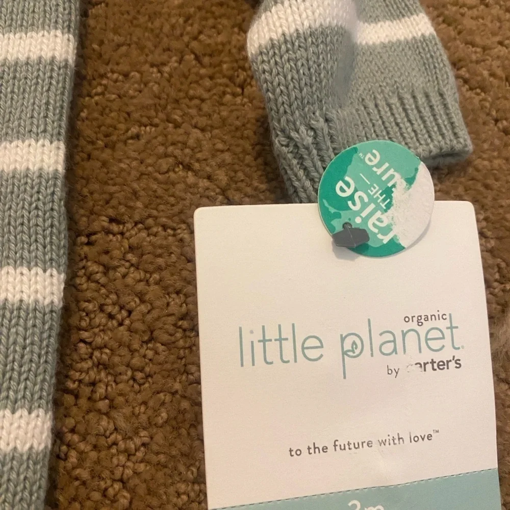 One Piece Onesie organic cotton Gray white striped New size 3 month 😊